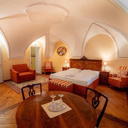 Penzion Cosmopolitan Ii. Banská Štiavnica Екстериор снимка