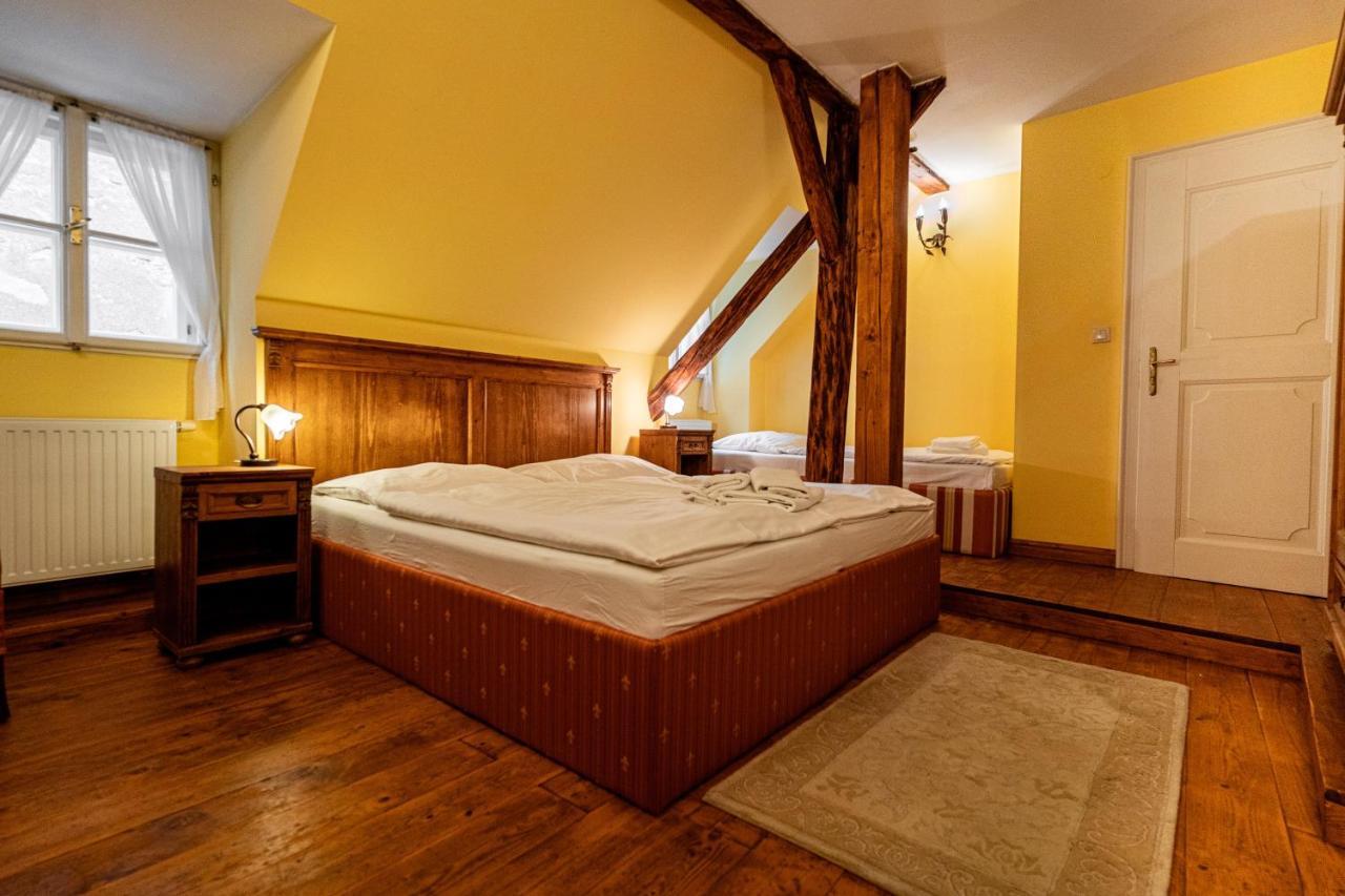 Penzion Cosmopolitan Ii. Banská Štiavnica Екстериор снимка