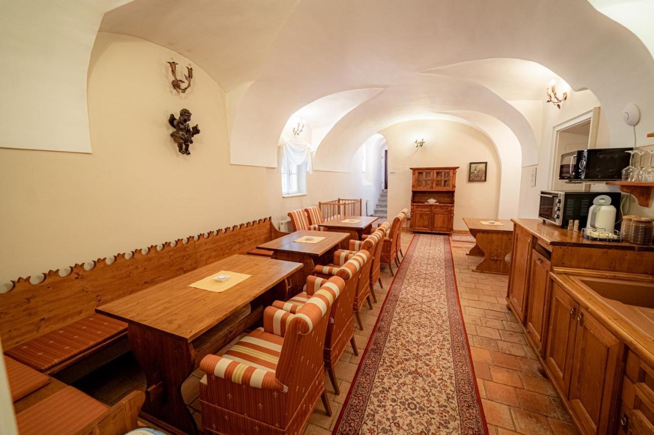 Penzion Cosmopolitan Ii. Banská Štiavnica Екстериор снимка