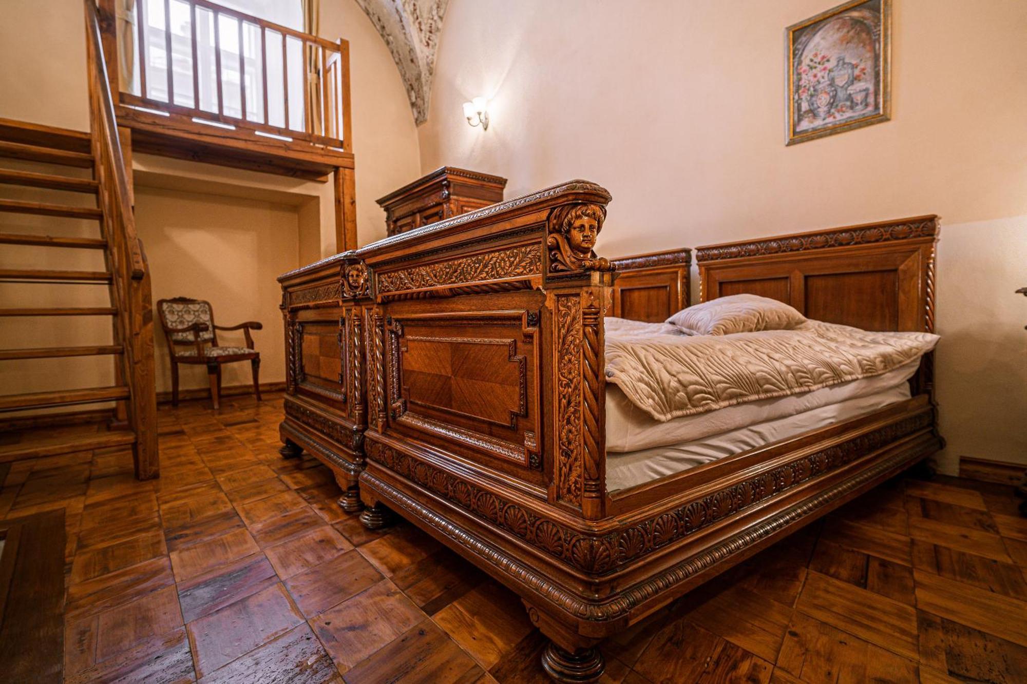 Penzion Cosmopolitan Ii. Banská Štiavnica Стая снимка