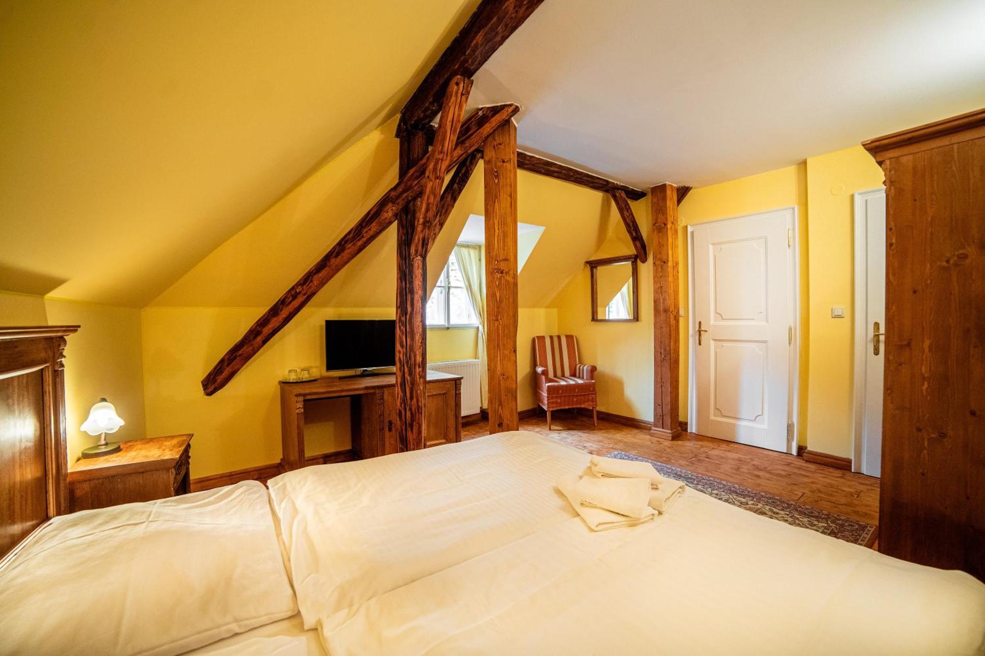 Penzion Cosmopolitan Ii. Banská Štiavnica Стая снимка