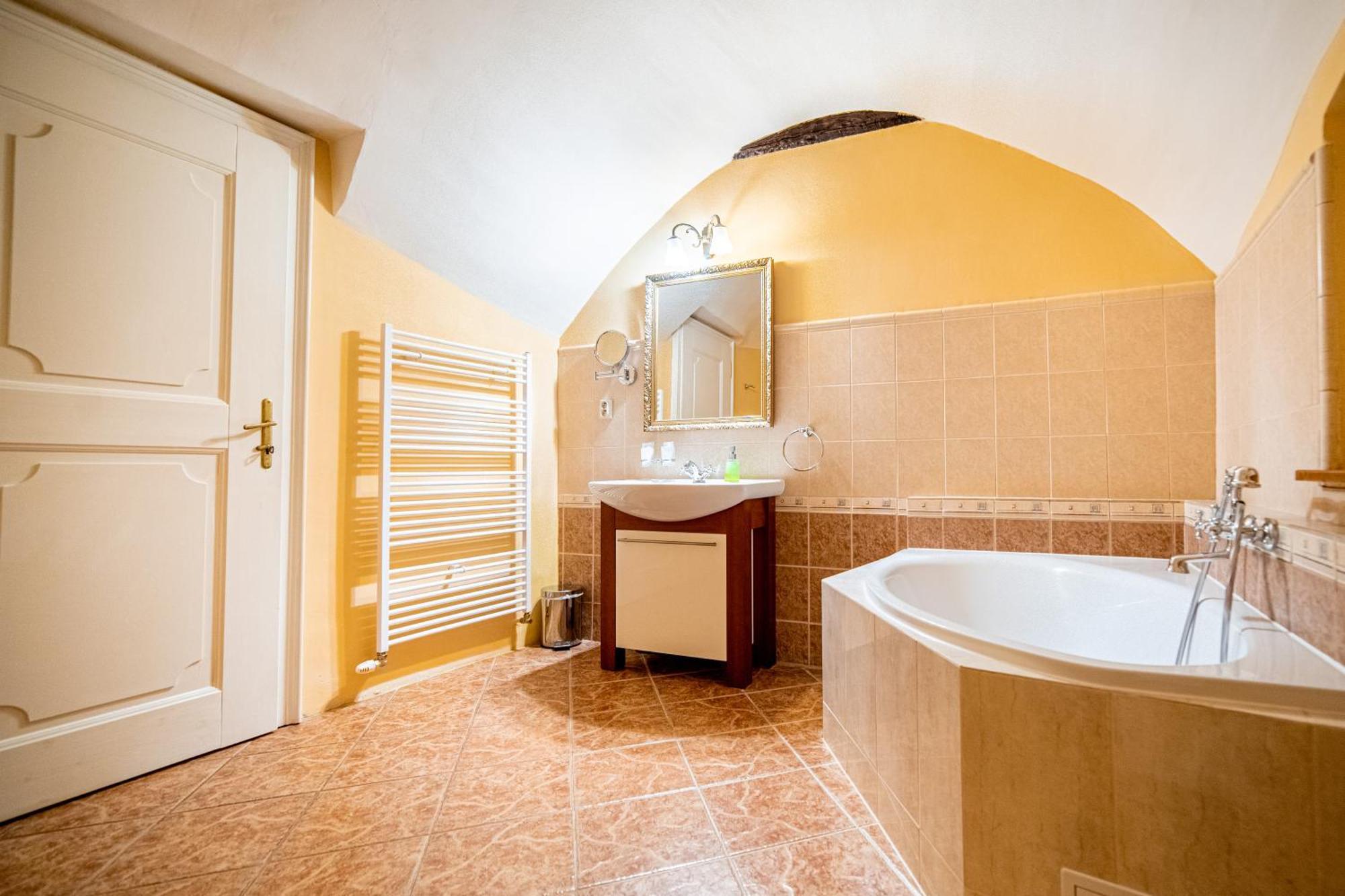 Penzion Cosmopolitan Ii. Banská Štiavnica Стая снимка