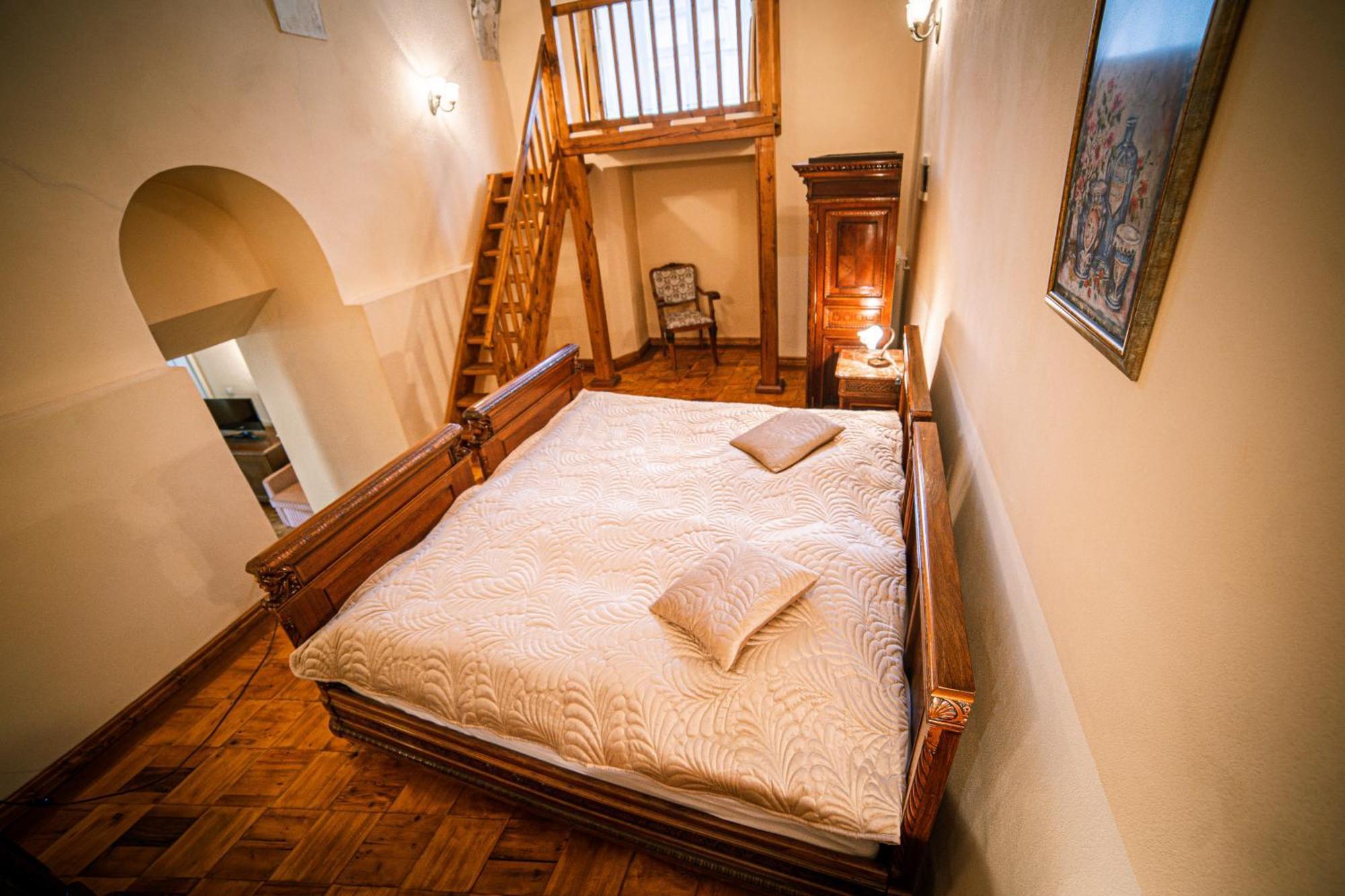 Penzion Cosmopolitan Ii. Banská Štiavnica Стая снимка