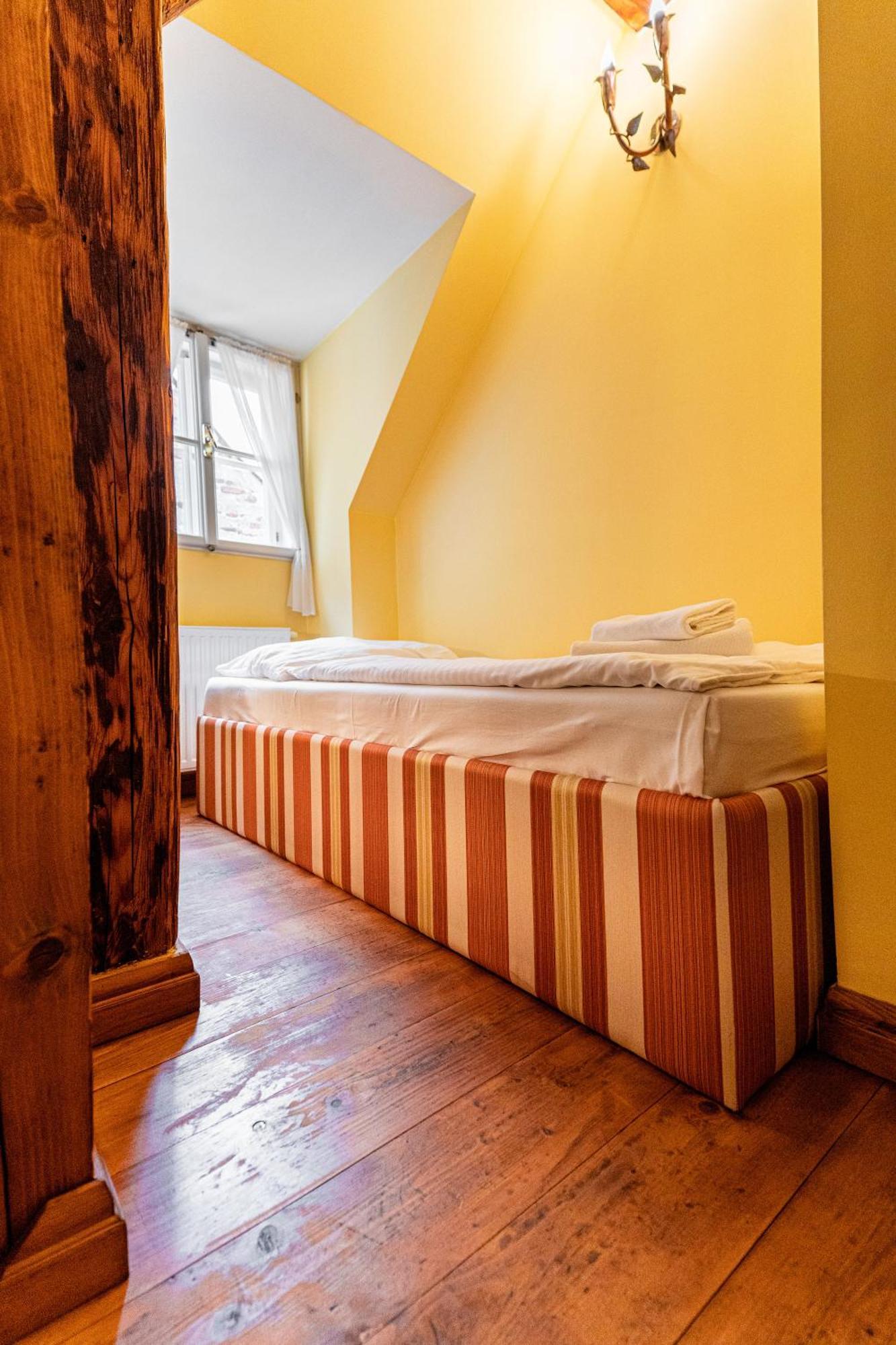 Penzion Cosmopolitan Ii. Banská Štiavnica Стая снимка