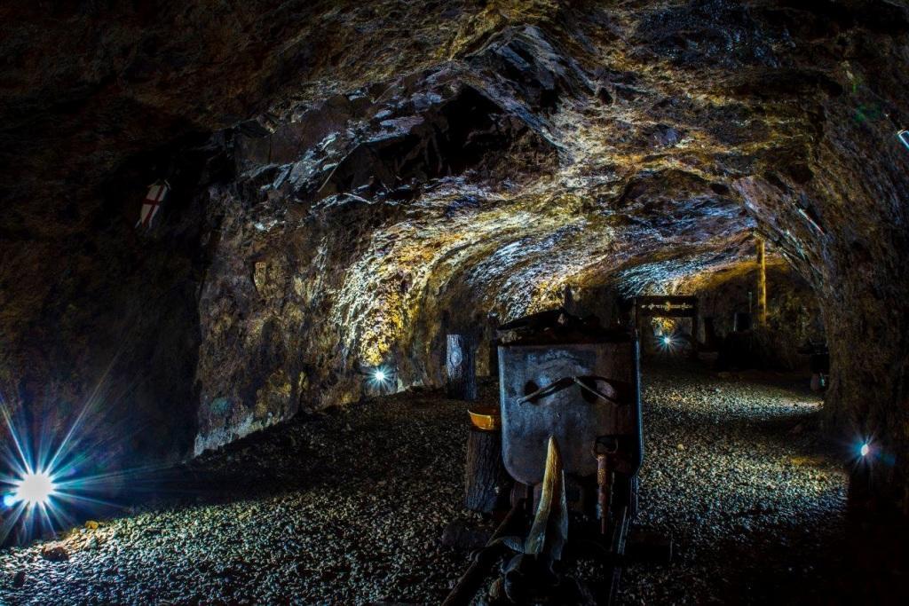 Penzion Cosmopolitan Ii. Banská Štiavnica Екстериор снимка